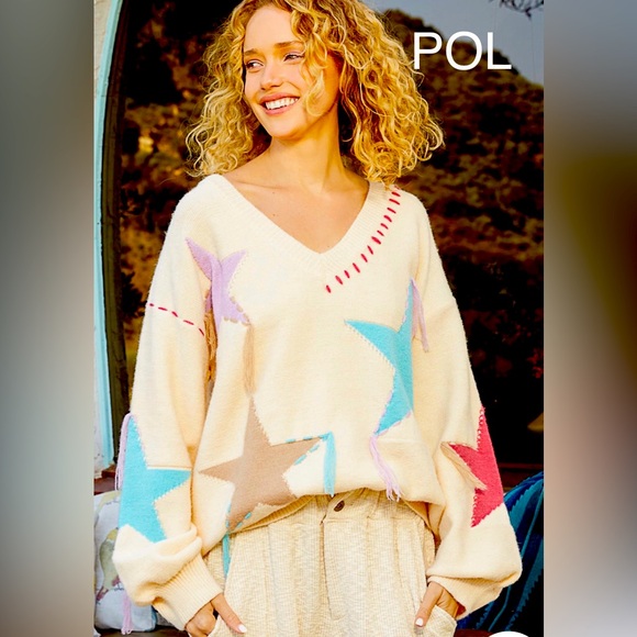 POL Sweaters - BP27🩵NEW!POL pretty cream v-neck sweater w/amazing star motif+boho dreamy style